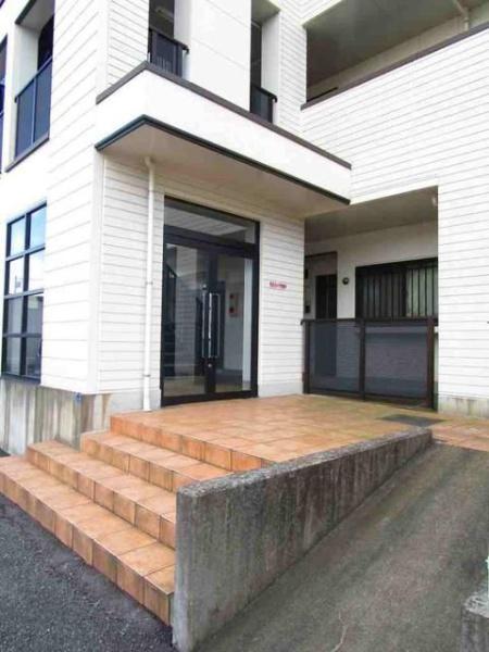 八王子市七国２丁目のマンション