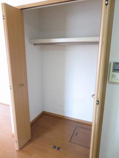 八王子市西片倉２丁目のアパート