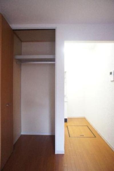 八王子市千人町３丁目のアパート