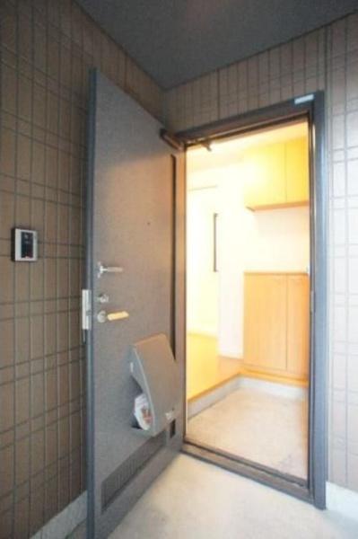 八王子市千人町３丁目のアパート