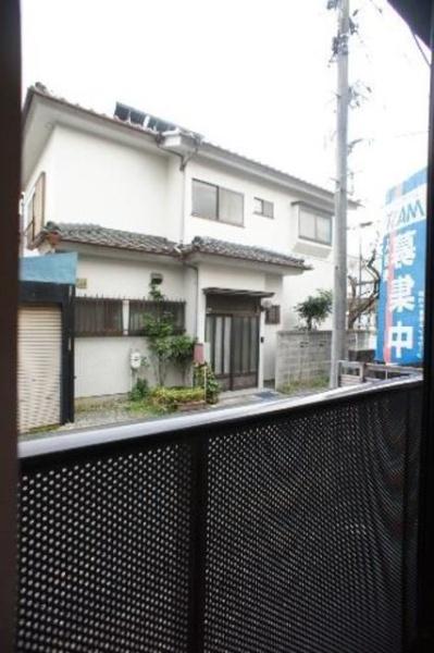 八王子市千人町３丁目のアパート