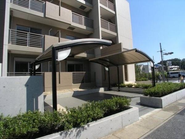八王子市みなみ野２丁目のマンション