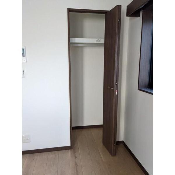 八王子市子安町１丁目のマンション