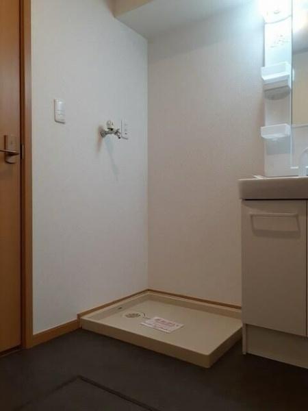 八王子市長沼町のアパート