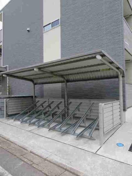 八王子市大和田町１丁目のアパート