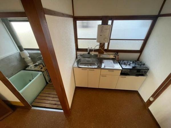 八王子市楢原町の貸家
