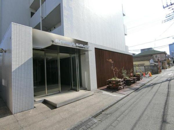 ＣＲＯＳＳ　ＣＯＵＲＴ