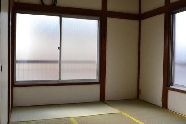 八王子市上壱分方町のアパート