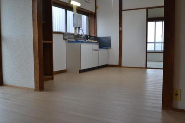 八王子市上壱分方町のアパート