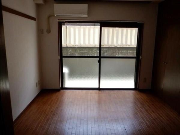 八王子市散田町４丁目のマンション
