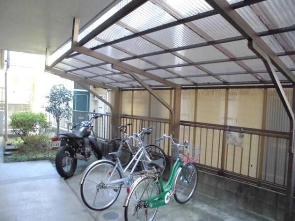 八王子市散田町４丁目のマンション