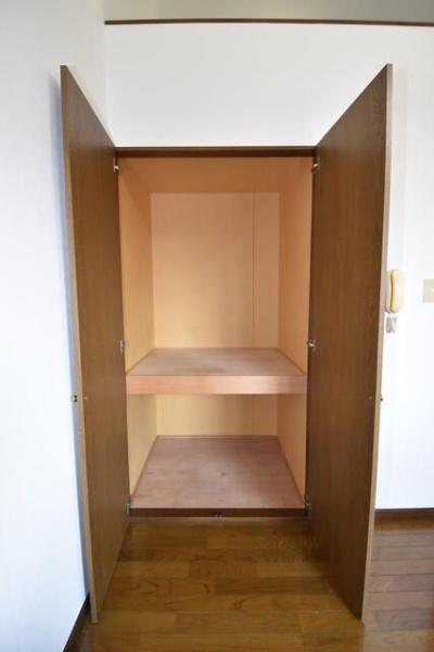 八王子市東中野のアパート