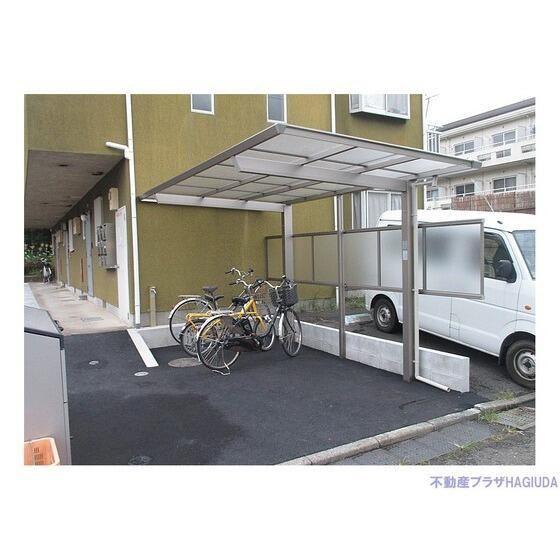 八王子市下柚木２丁目のアパート