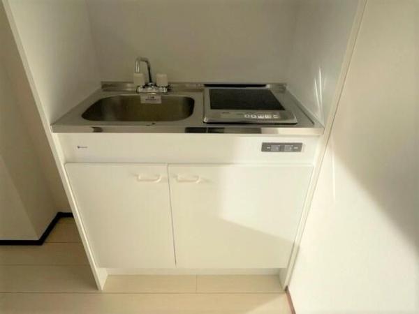 八王子市子安町１丁目のアパート