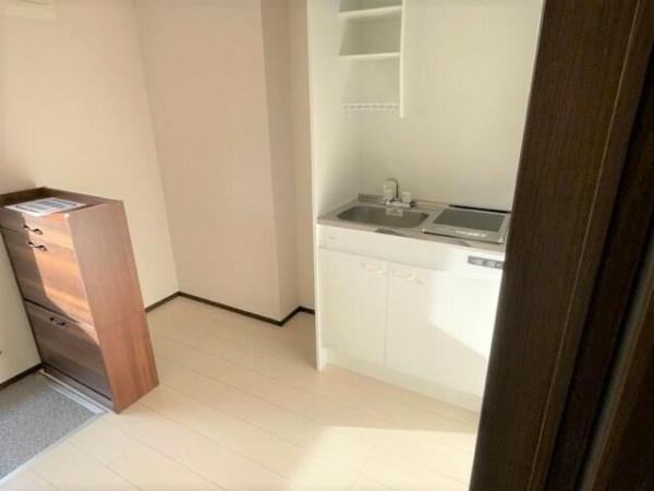 八王子市子安町１丁目のアパート