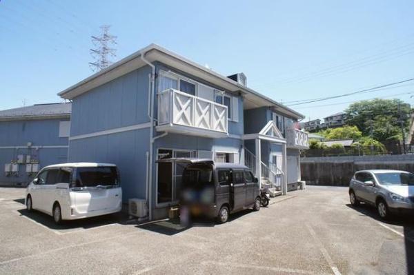 日野市平山４丁目のアパート