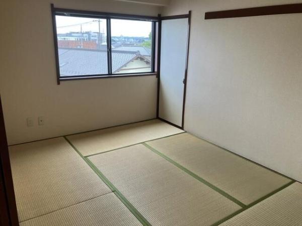 ツインコラム多摩