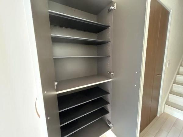 キャメロット八王子(玄関)