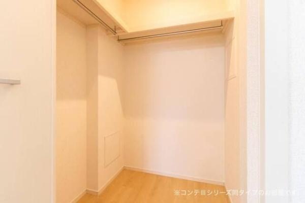 モア