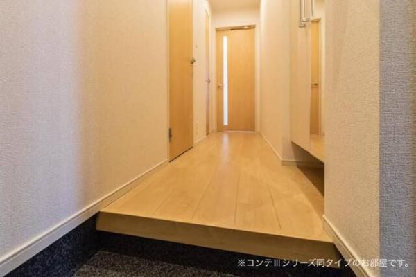 モア