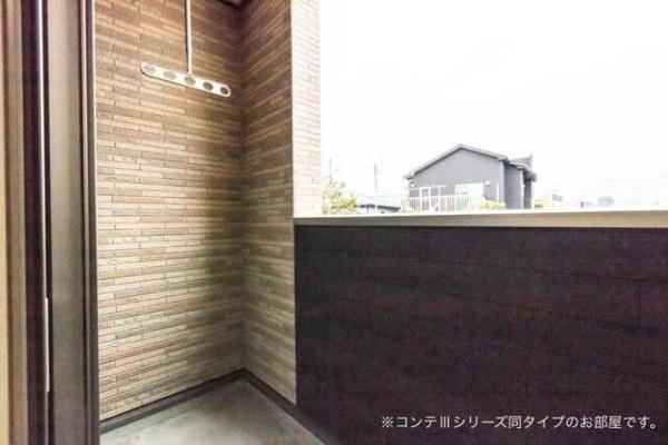 モア