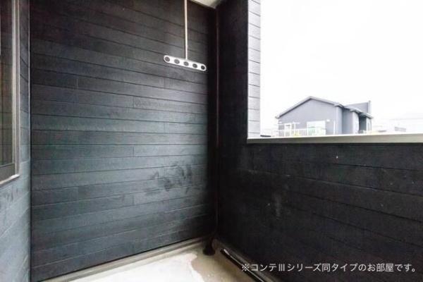 モア