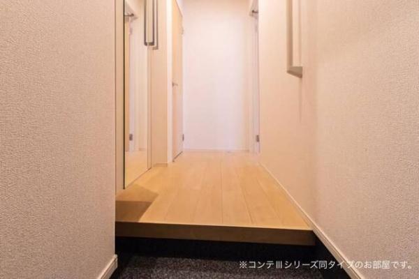 モア
