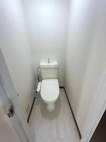 ReDEAL子安町(トイレ)