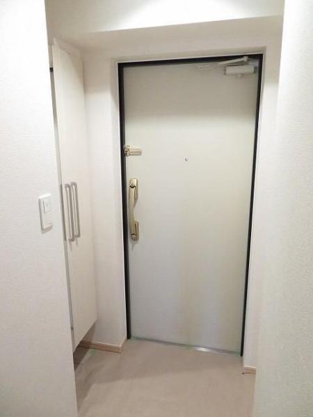 カーサ・ジャルディーノ.(玄関)