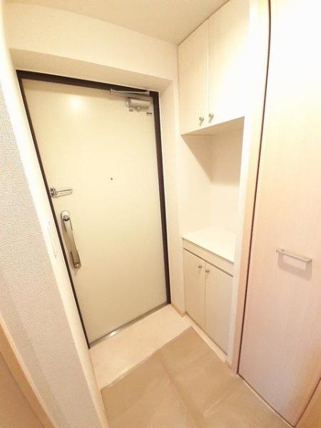 八王子市東中野のマンション(玄関)