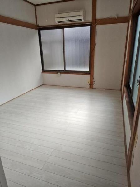 プライムあがた