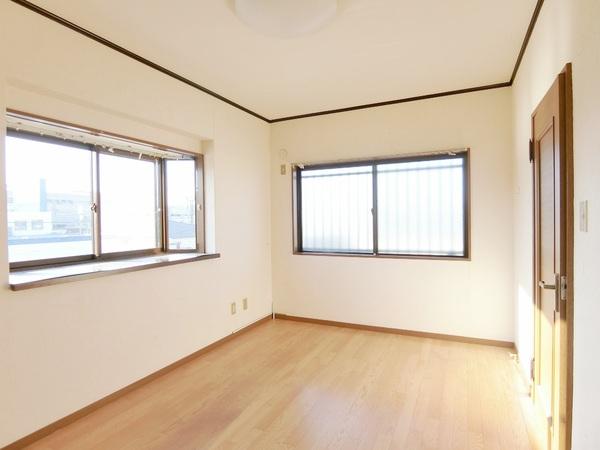 ドミール秋川(洋室)