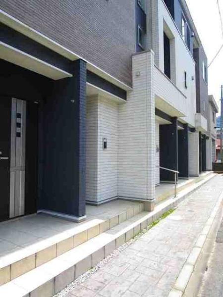 グランツ　ポプラ高尾