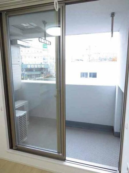 オネスティ(バルコニー)