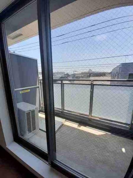 シャン・ヴァロン明神町