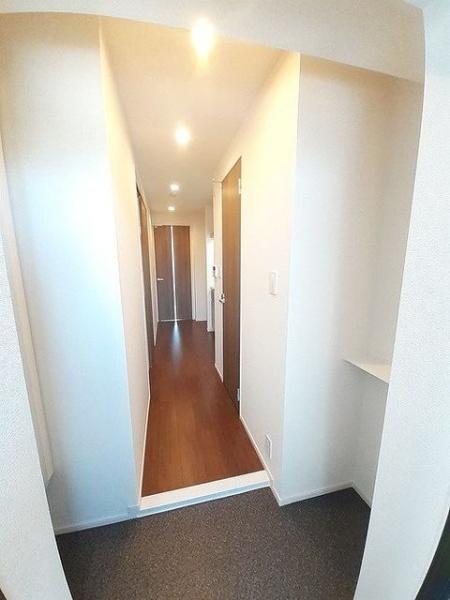 シャン・ヴァロン明神町