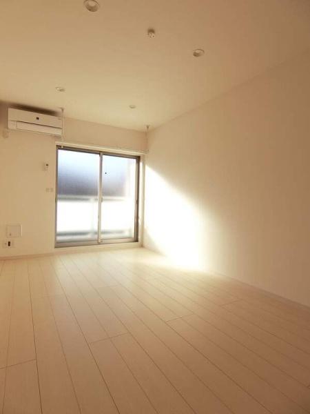 リブリ・フローレス参番館