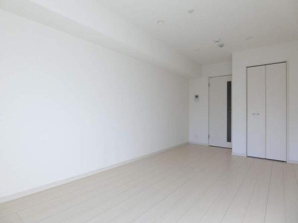 リブリ・フローレス参番館