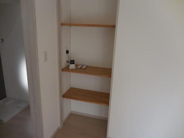 八王子市長房町の貸家