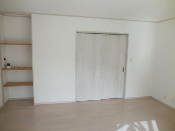 八王子市長房町の貸家