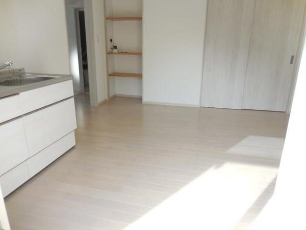 八王子市長房町の貸家