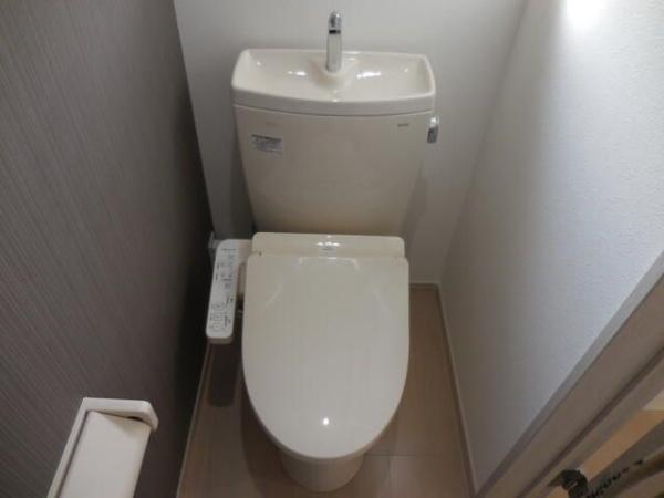 八王子市長房町の貸家