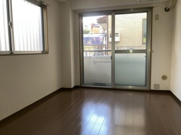 メゾンド・ドゥミュー