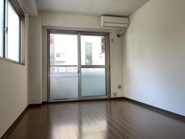 メゾンド・ドゥミュー