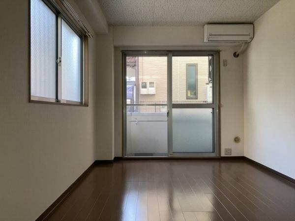 メゾンド・ドゥミュー