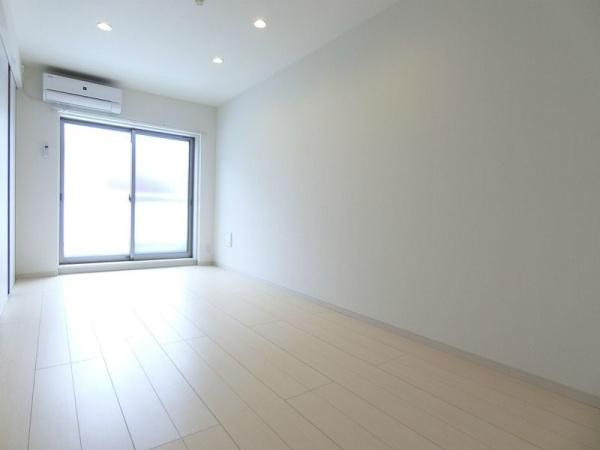 リブリ・ルミエール日野