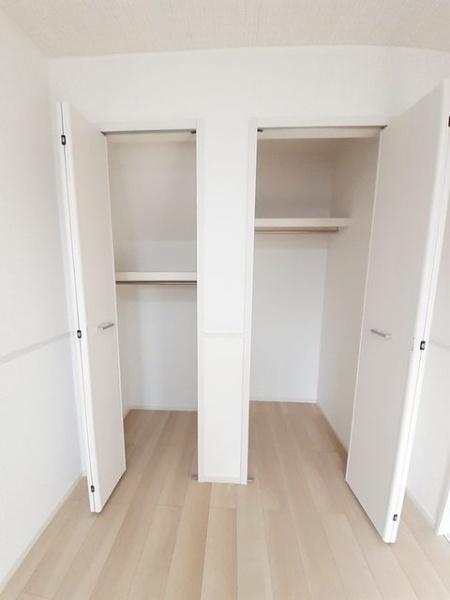 エクセレント　フィオーレB