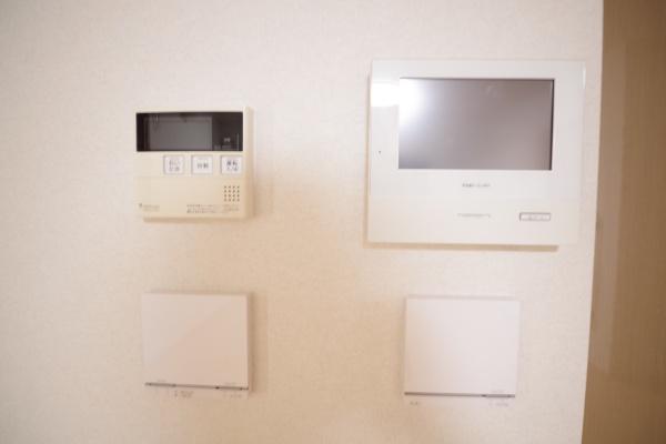 子安町二丁目貸家1階部分