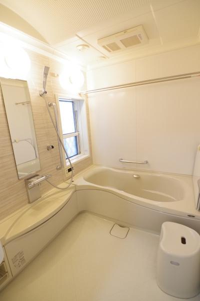 子安町二丁目貸家1階部分