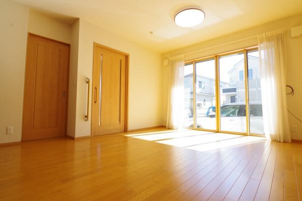 子安町二丁目貸家1階部分